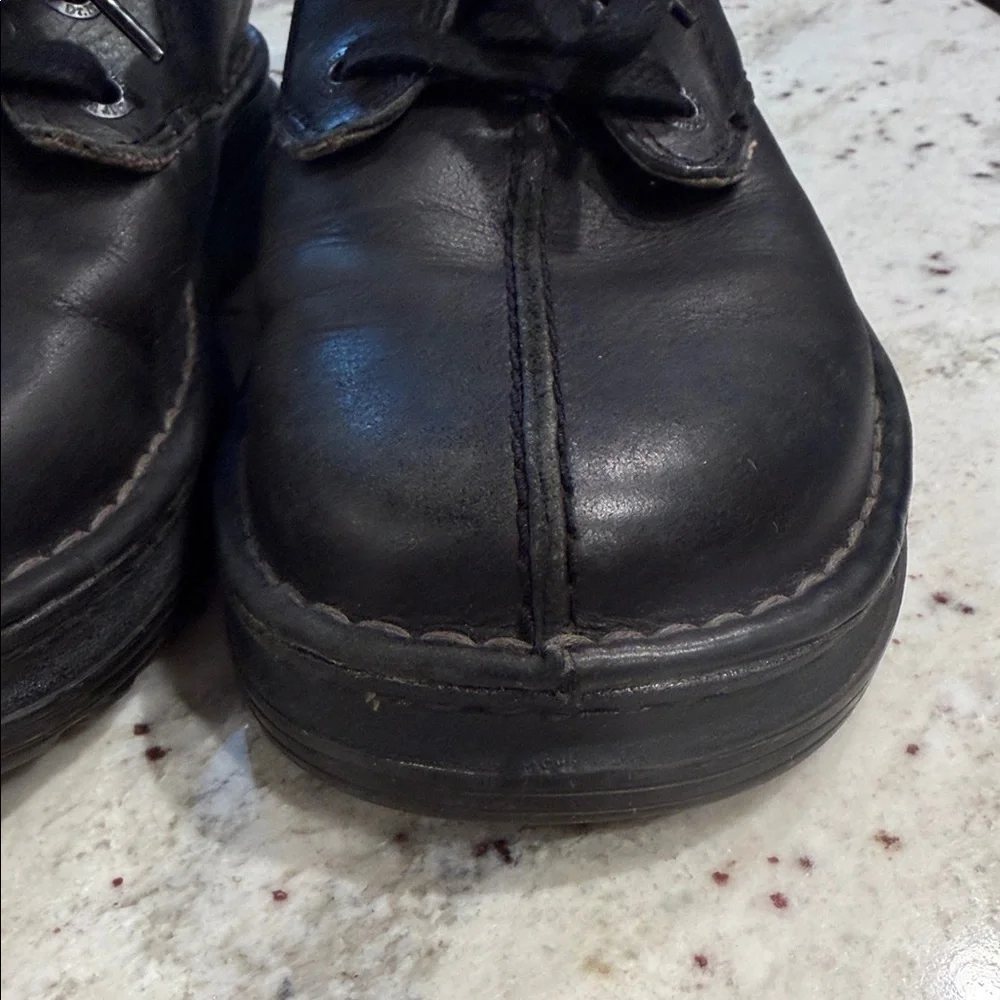 Dr. Martens Nevin Oxfords
